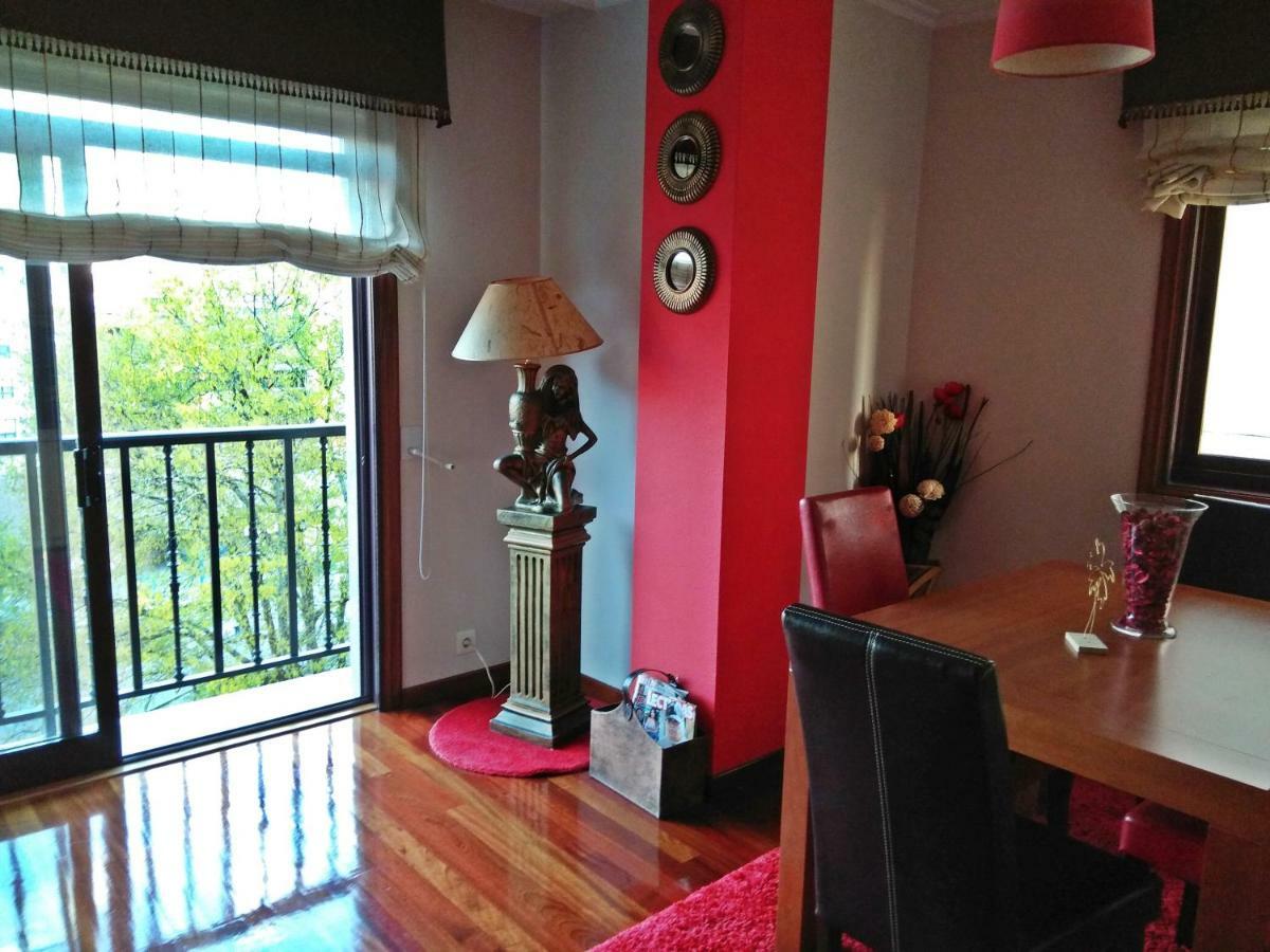Apartamento Plaza Perillana Ponteareas Dış mekan fotoğraf